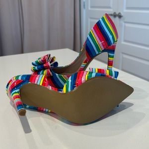 😍 Betsey Johnson Prince-p Bright Multi Pumps Size 5.5 - Brand New